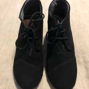 Toms black suede booties/wedges size 7.5 worn once
